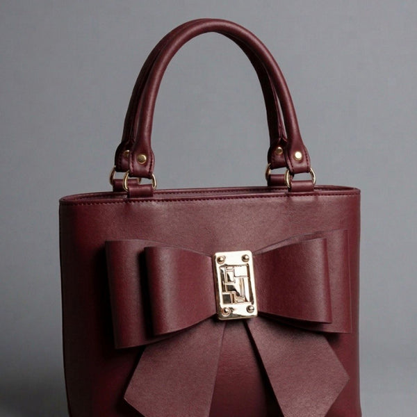 medium size bow style leather bag